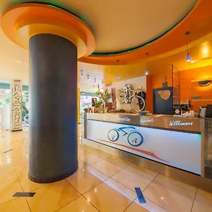 Senior Otel
