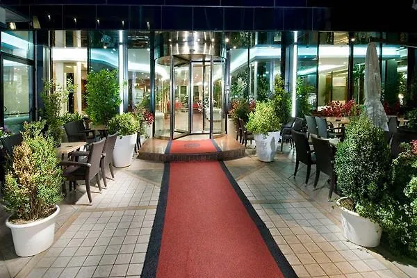 Hotel Savoia Cattolica 4*,  Italia